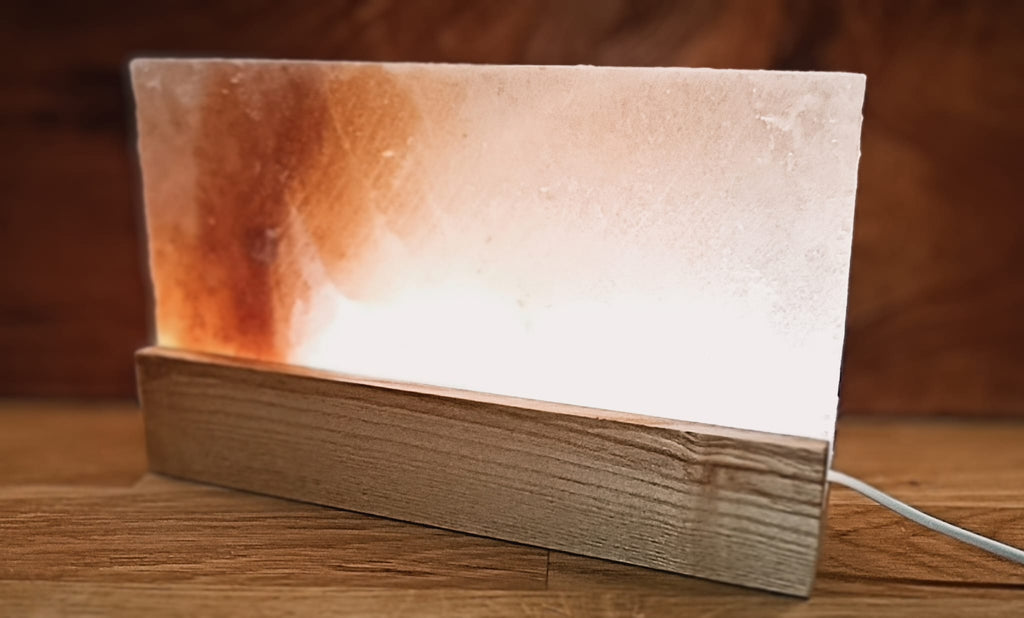 solná led lampa dřevo třešeň himalajská sůl